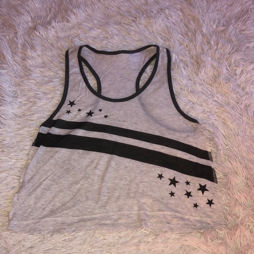 White/grey crop top